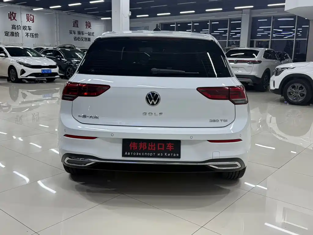 Volkswagen Golf 2023