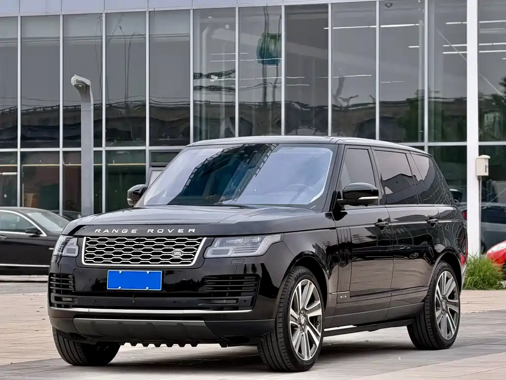 Land Rover Range Rover 2019 — фото 1
