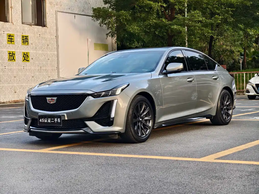 Cadillac CT5 2023 — фото 1