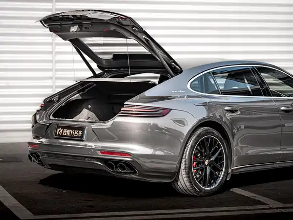 Porsche Panamera 2018