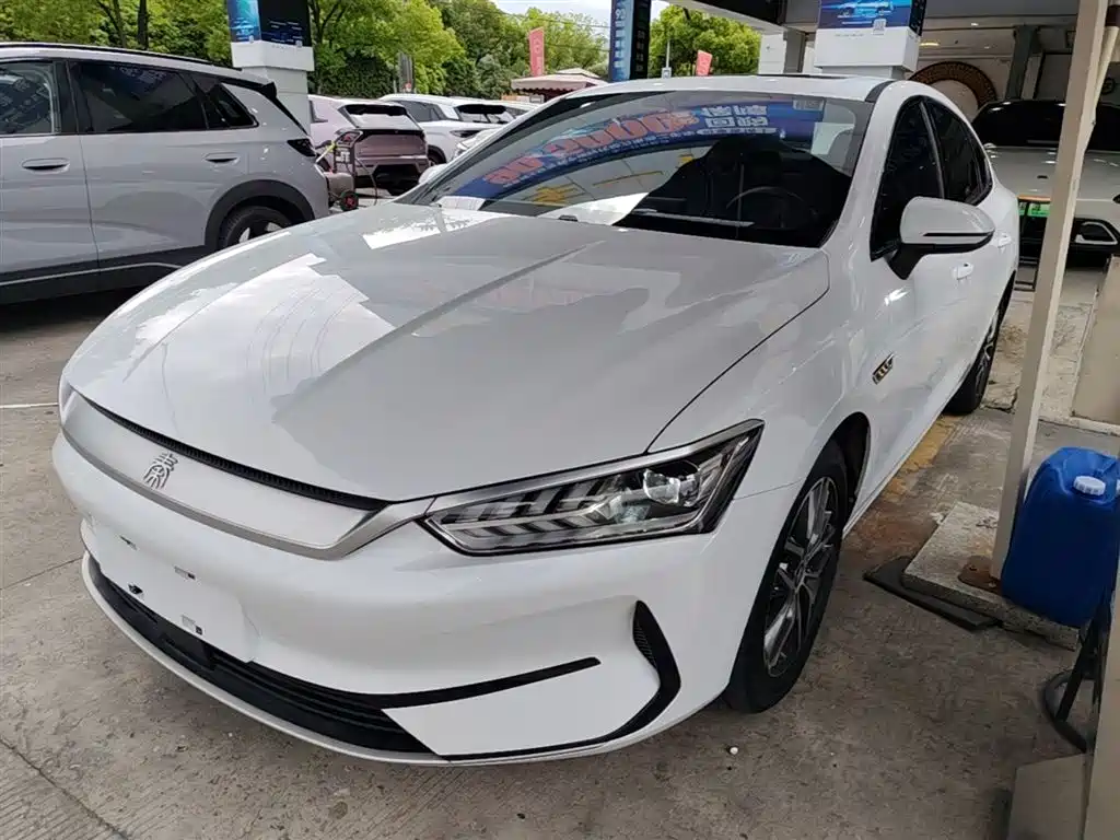 BYD Qin PLUS 2023 — фото 2