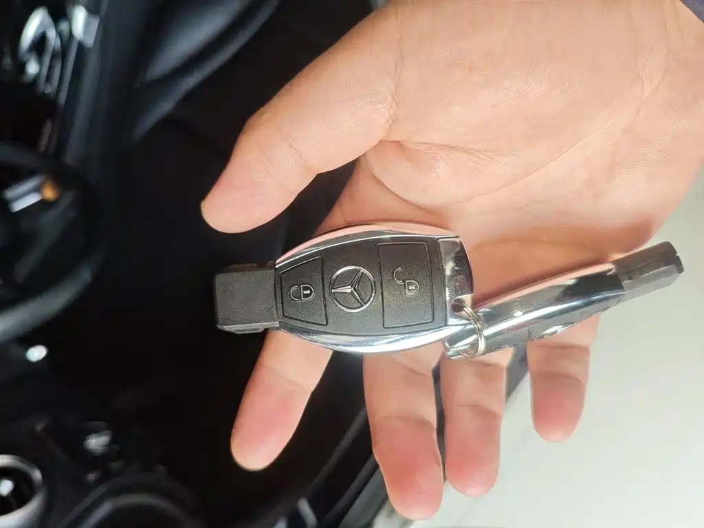 Mercedes-Benz GLC 2017 — фото 9
