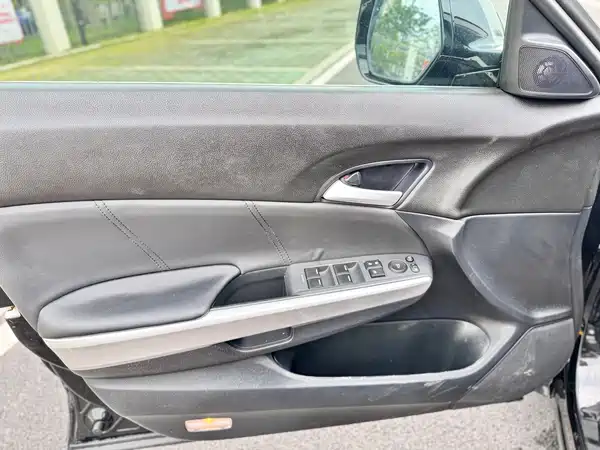 Honda Crosstour 2016
