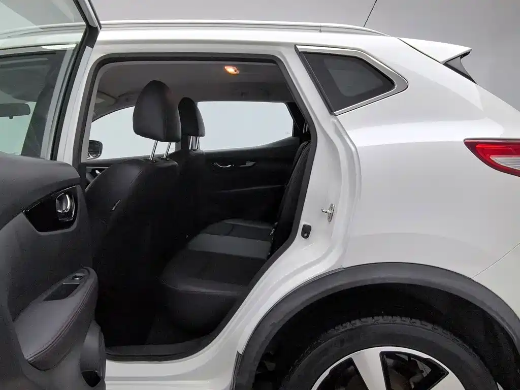 Nissan Qashqai 2018 — фото 15