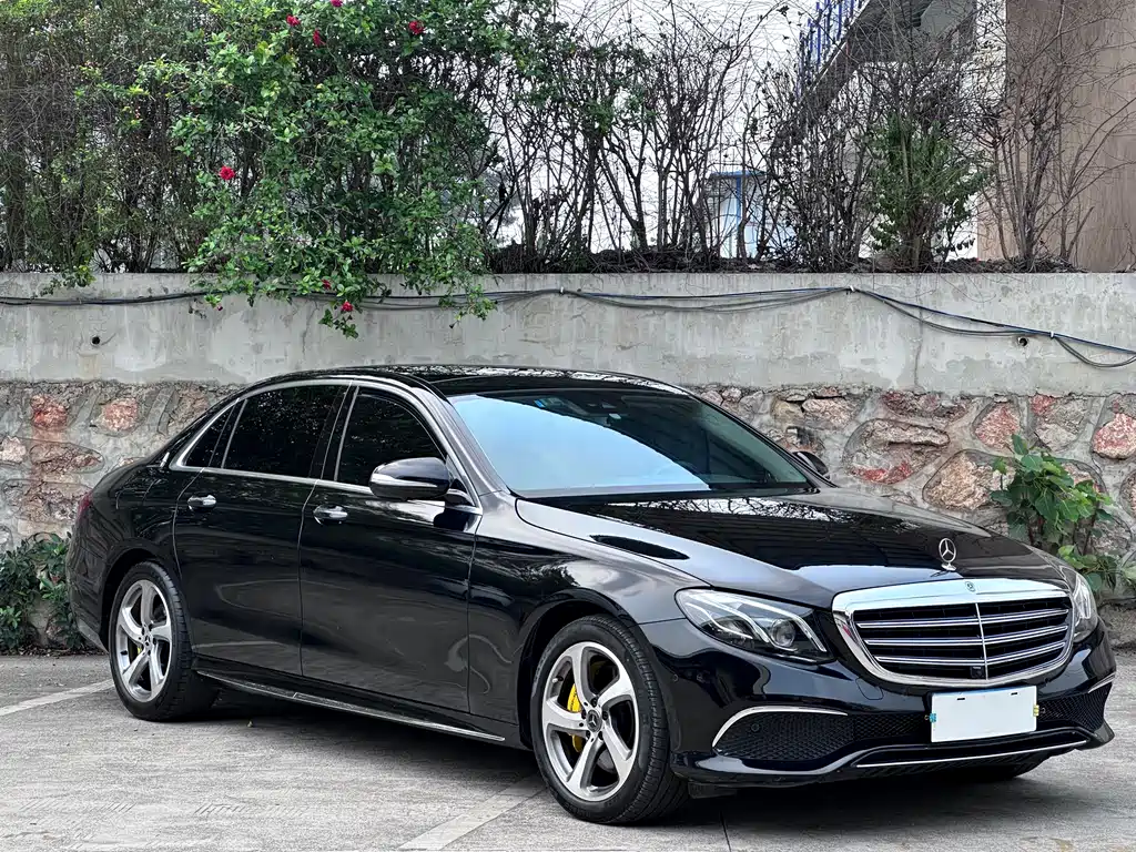 Mercedes-Benz E-Class 2018 — фото 3