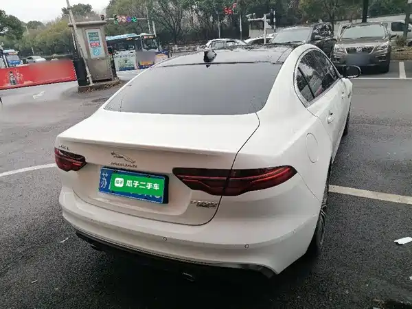 Jaguar XEL 2020