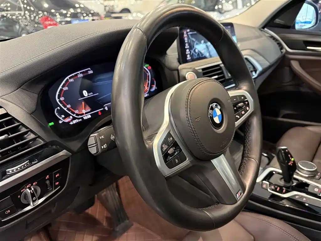 BMW X3 2020 — фото 16