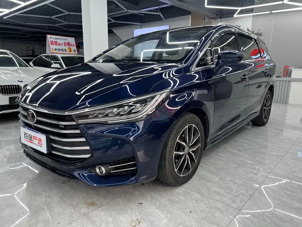 BYD MAX 2018 — фото 1