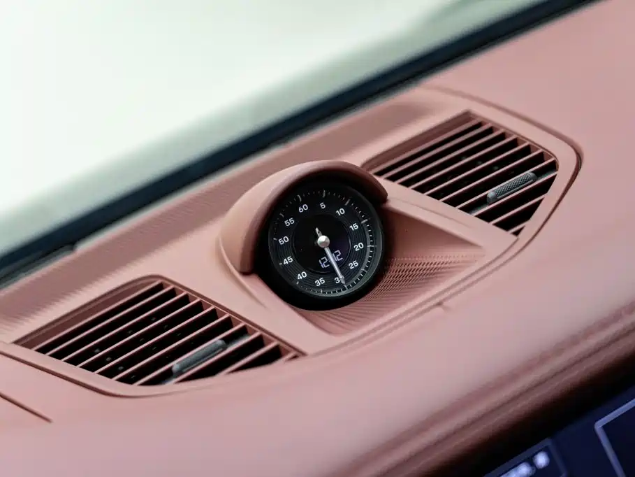 Porsche Panamera 2025 — фото 19