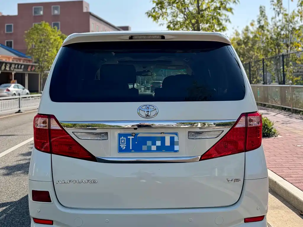 Toyota Alphard 2012 — фото 4