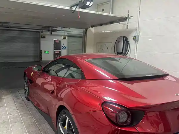 Ferrari Portofino 2021