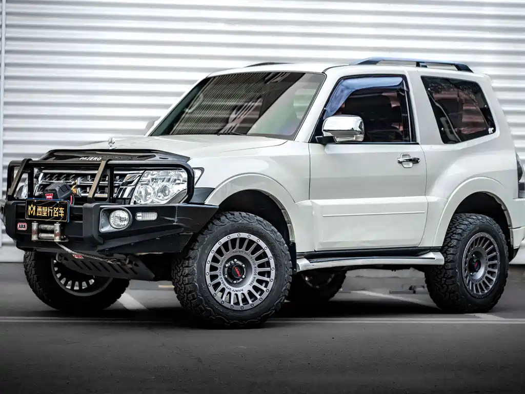 Mitsubishi Pajero 2019 — фото 1