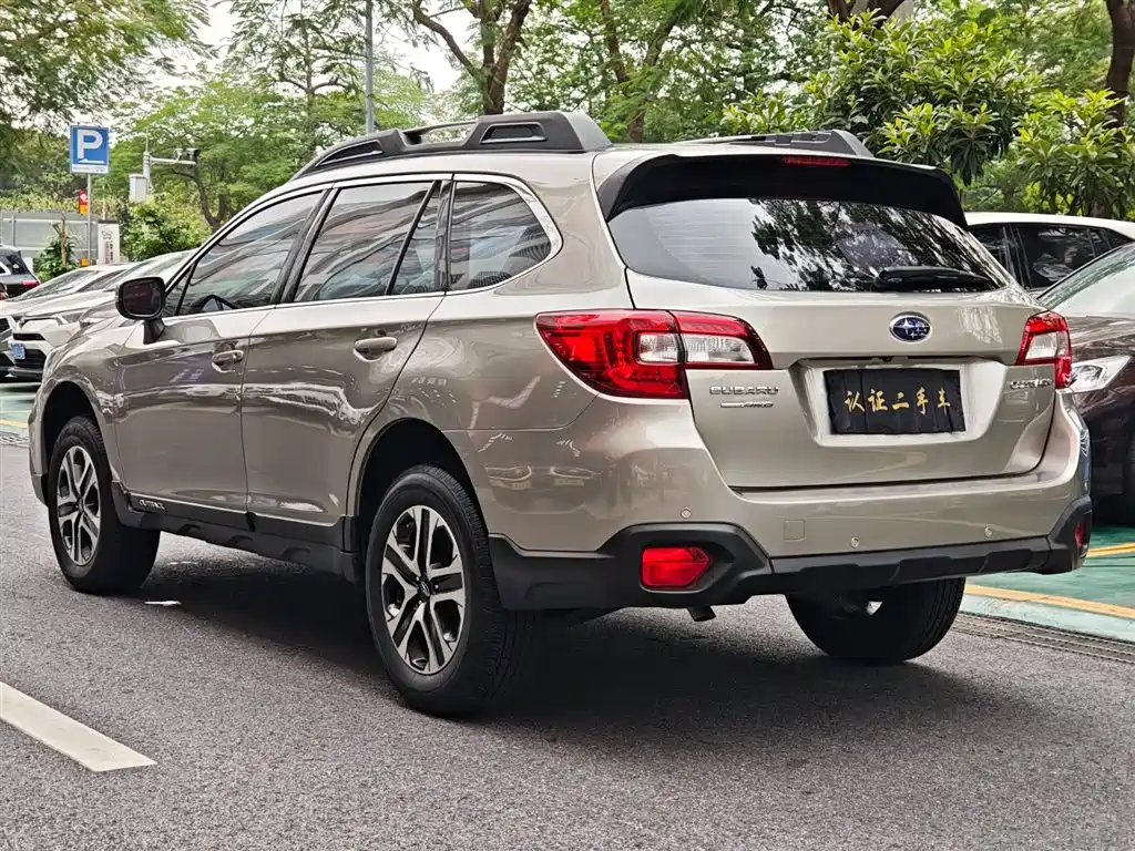 Subaru Outback 2020 — фото 7