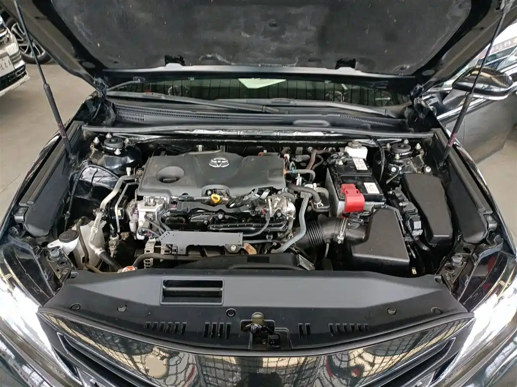 Toyota Camry 2022 — фото 15