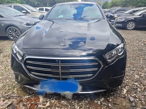 Mercedes-Benz E-Class 2025