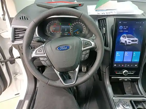 Ford Edge 2020
