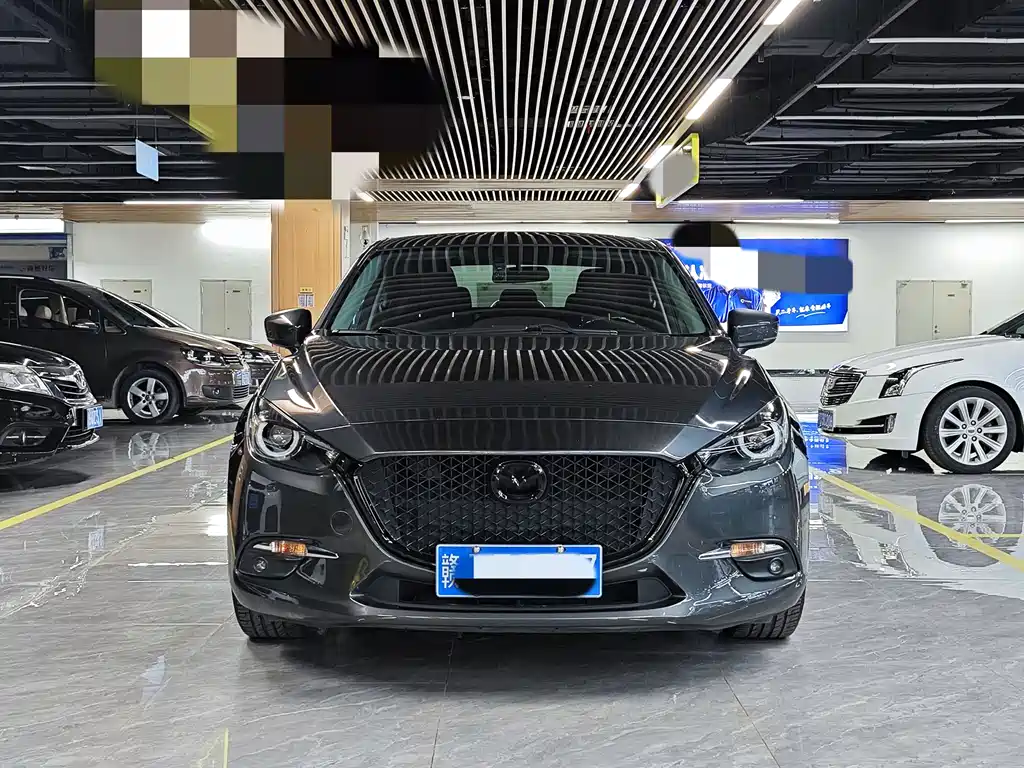 Mazda 3 Axela 2018 — фото 2