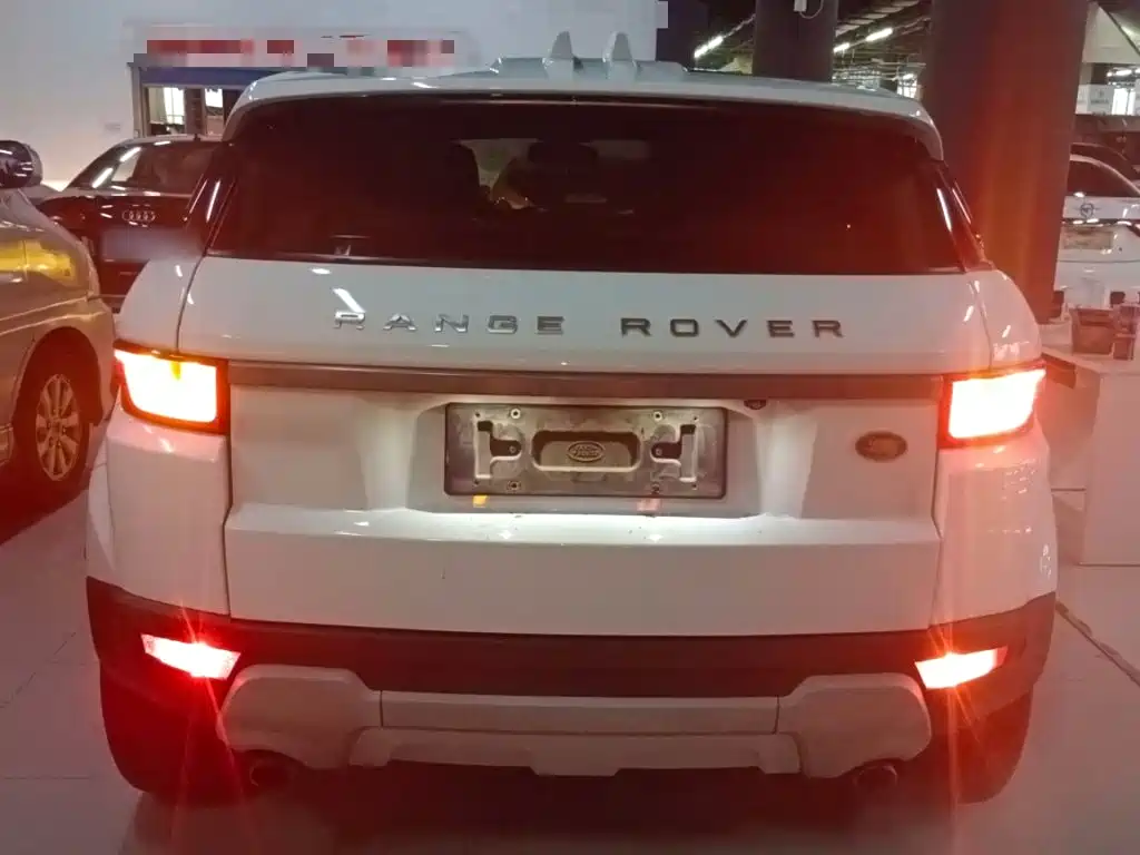 Land Rover Evoque 2018 — фото 4