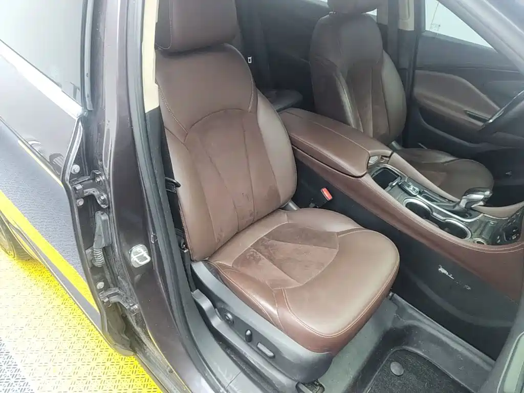 Buick Envision Plus 2016 — фото 25