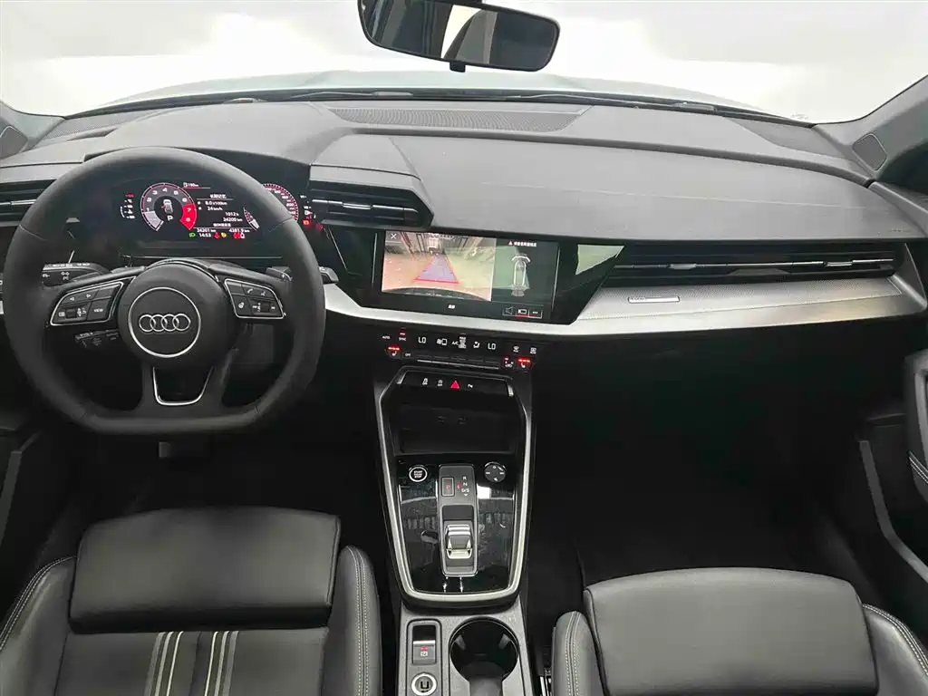 Audi A3 2023 — фото 2