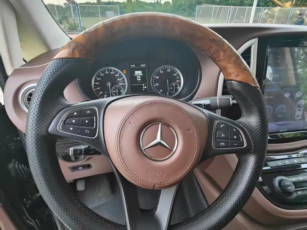 Mercedes-Benz Vito 2019 — фото 15