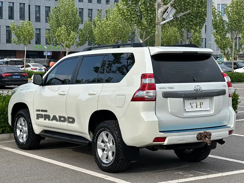 Toyota Prado 2017 — фото 6