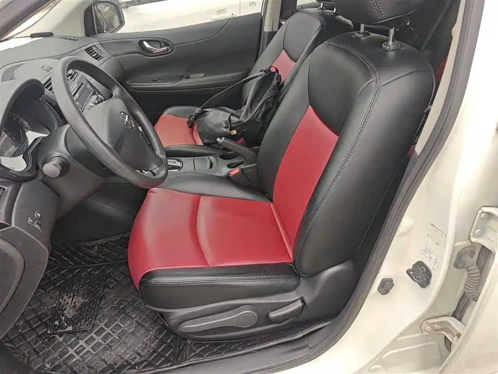 Nissan Tiida 2015 — фото 15