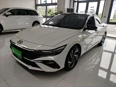 Hyundai Elantra 2024