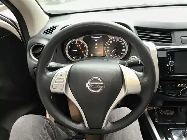 Nissan Terra 2020