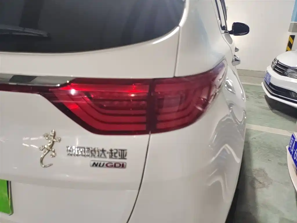 Kia KX5 2016 — фото 8