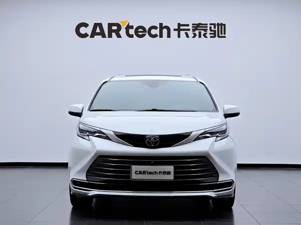 Toyota Sienna 2023