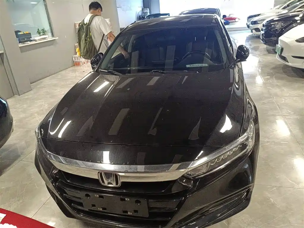 Honda Accord 2021 — фото 3