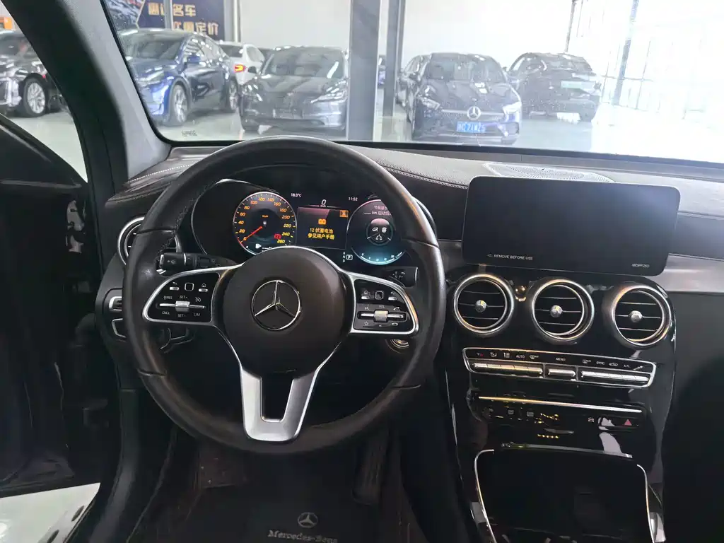 Mercedes-Benz GLC 2022 — фото 20