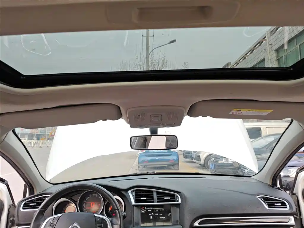 Citroen C4L 2015 — фото 18