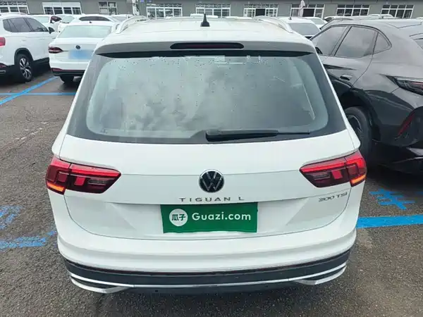 Volkswagen Tiguan L 2023