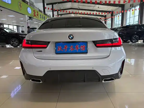 BMW 3 Series 2023