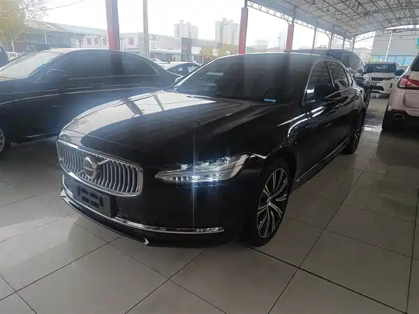 Volvo S90 2024
