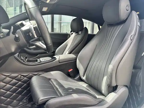 Mercedes-Benz E-Class 2021