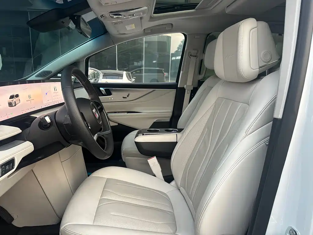 Buick GL8 Hybrid — фото 7
