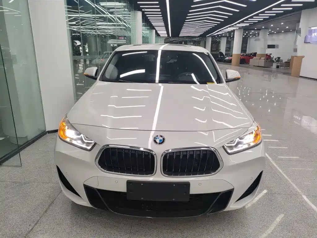 BMW X2 2022 — фото 3