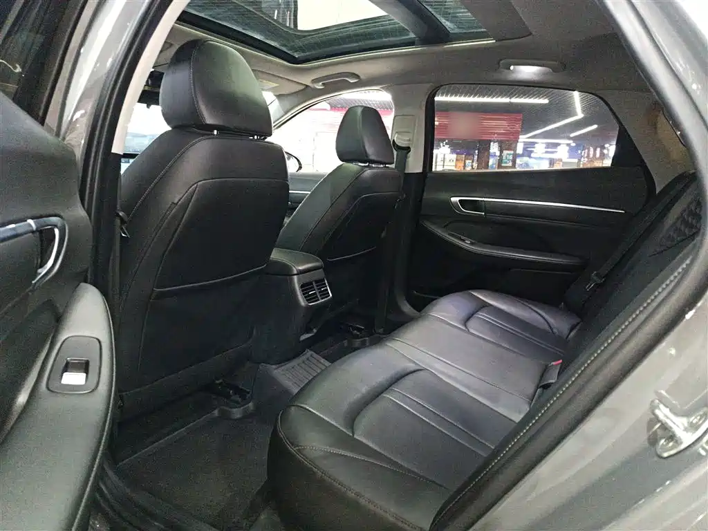Hyundai Sonata 2020 — фото 13