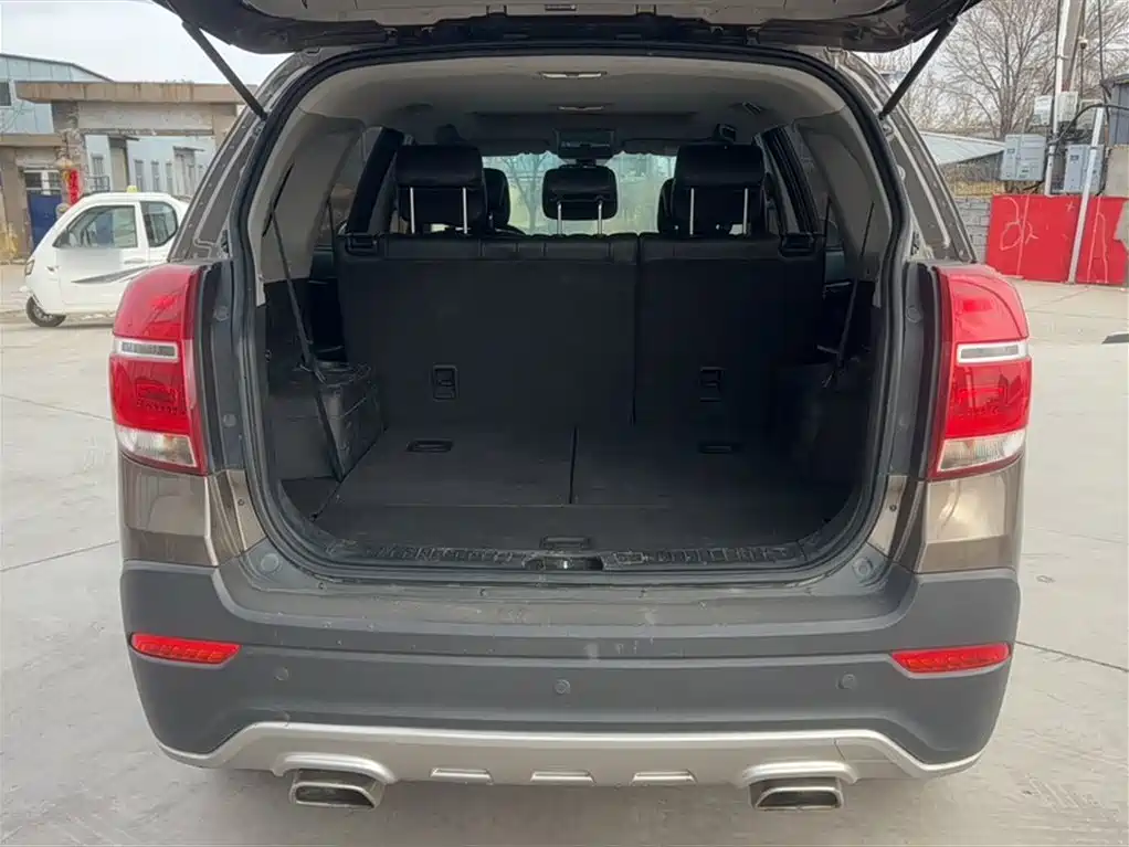 Chevrolet Captiva 2017 — фото 18