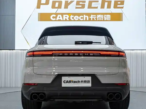 Porsche Cayenne 2024