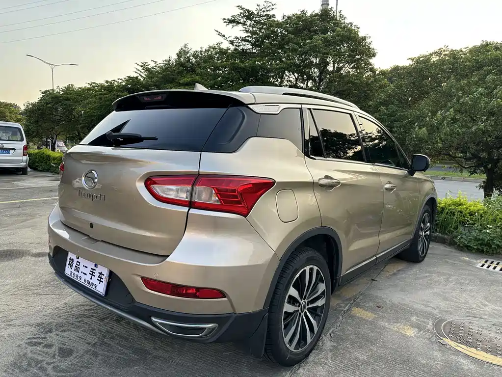 GAC Motor Trumpchi GS4 2016 — фото 9