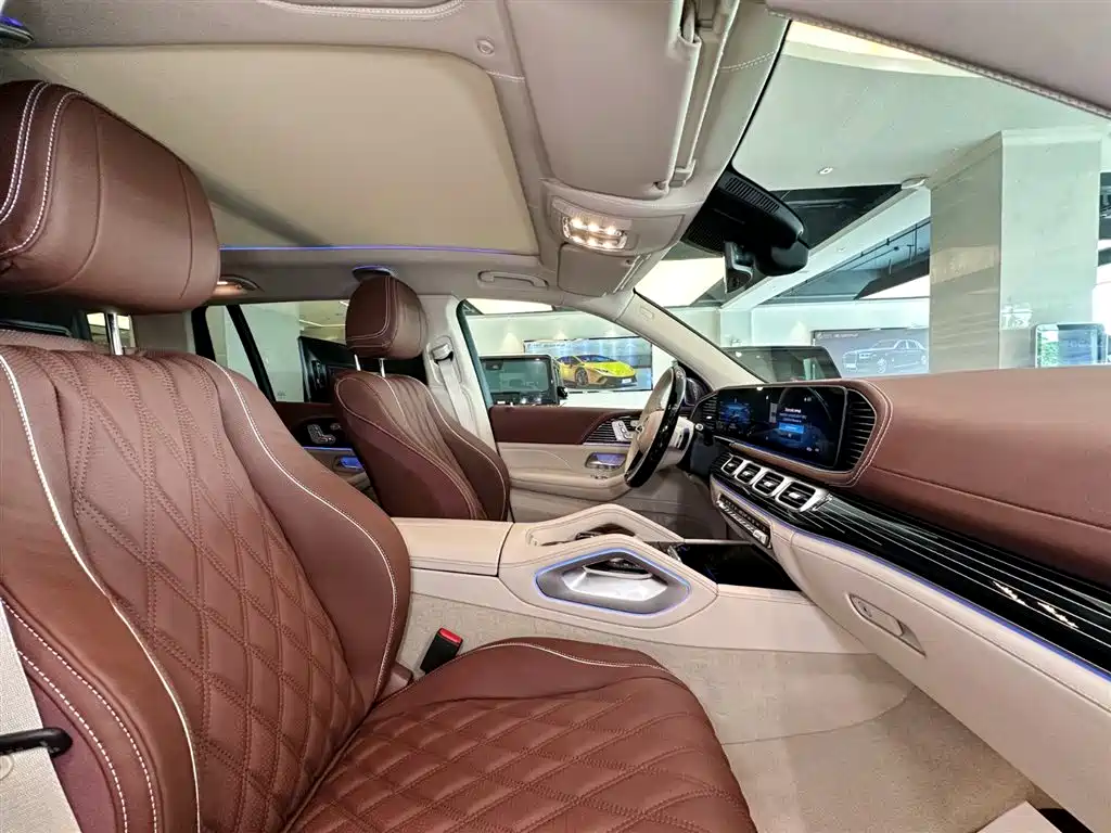 Mercedes-Benz GLS — фото 9