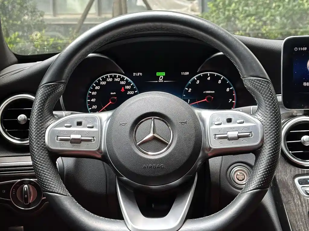 Mercedes-Benz C-Class 2020 — фото 2