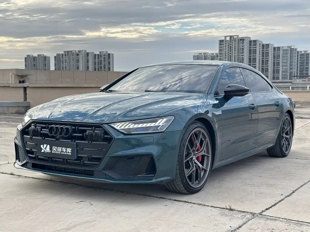 Audi A7L 2022 — фото 1
