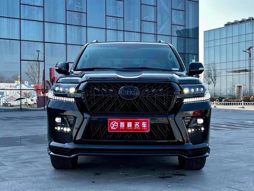 Toyota Land Cruiser 2020 — фото 2