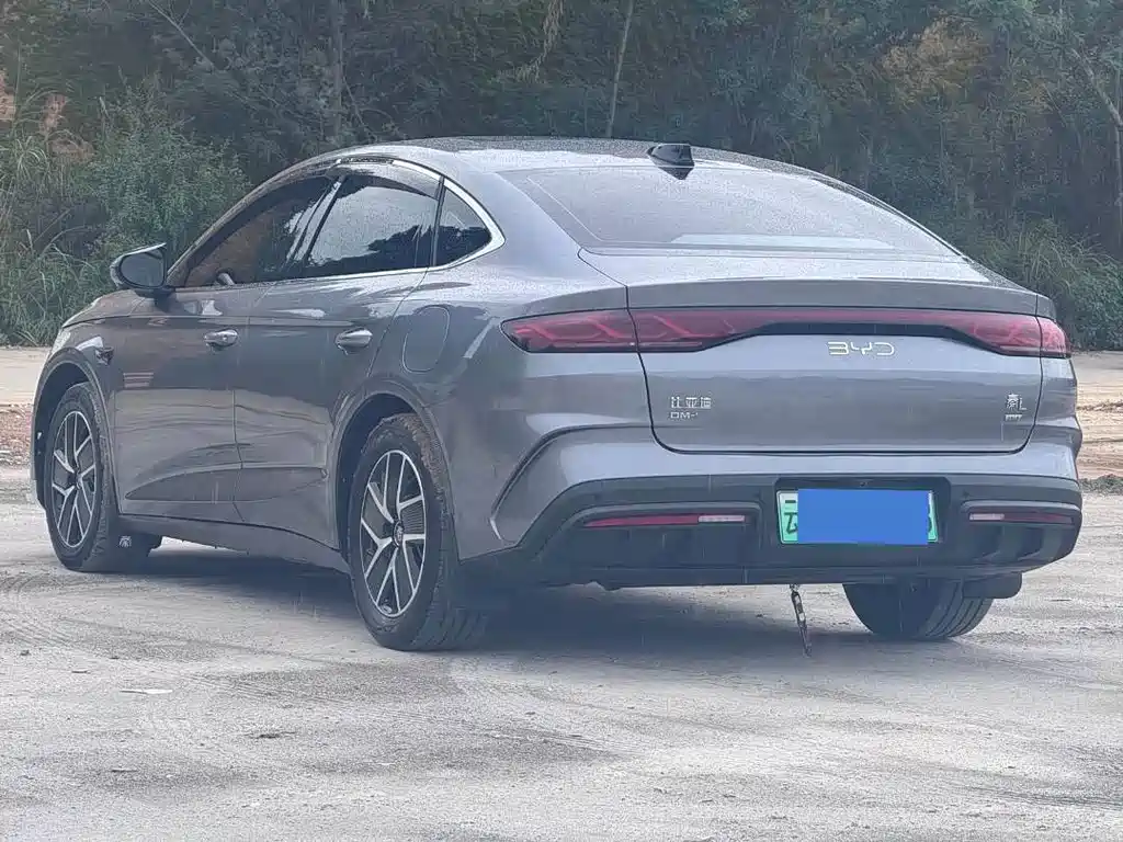 BYD Qin L 2025 — фото 12