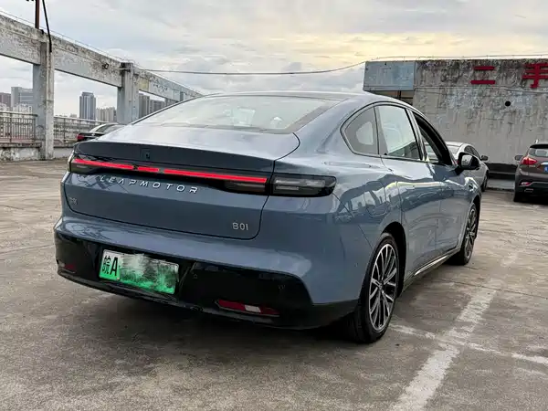 Leapmotor B01 2025